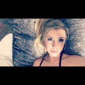 Meet your Posher, Allison